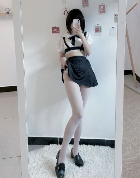 亚洲夜夜爱_超清免费高清观看