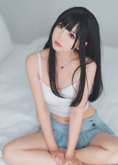 国产奔驰350价格表_720免费高清观看