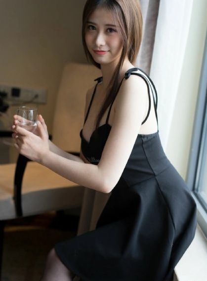 欧美美女翘臀诱惑_高清免费观看