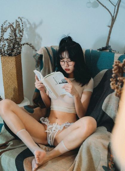 国产不卡毛茸茸_BD韩语在线观看视频