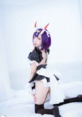中文在线一区二区制服_蓝光完整版观看