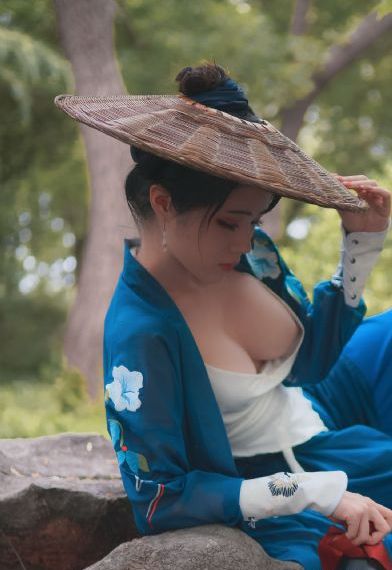 草莓榴莲向日葵十八岁⑻_高清电影免费在线