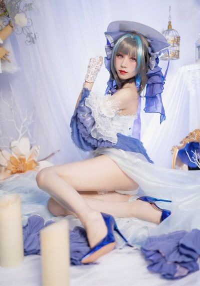 欧美美女日批_BD英语完整在线观看