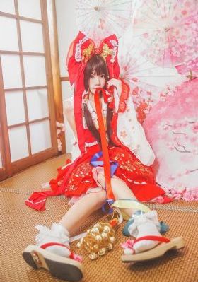 欧美海边美女头像_4K免费观看最新